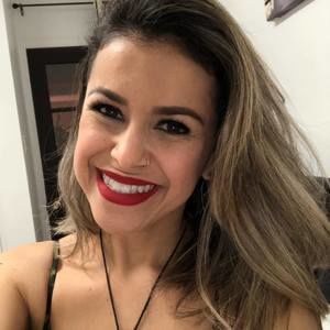 Meet your Posher, Aline